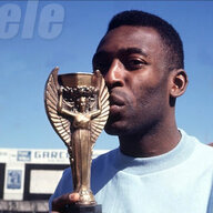Vua bóng đá Pelé