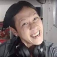Ba gà hàng shopee